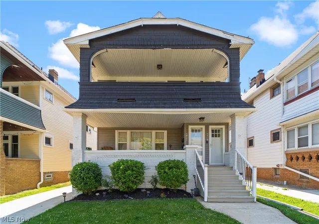 Photo 2 of Sale Pending at 2199 Lincoln Ave, Lakewood, OH 44107 | MLS# 5221497 | Listing updated on 2026-09-03