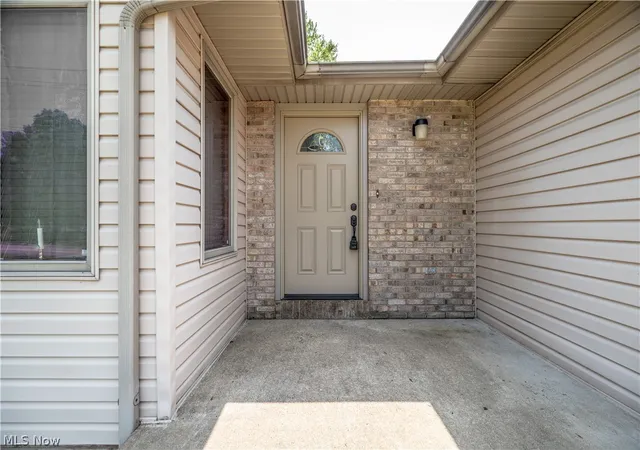 Photo 2 of Single family home for sale at 1015 Niles Vienna Rd, Niles, OH 44446 | MLS# 5228190 | Listing updated on 2026-09-22