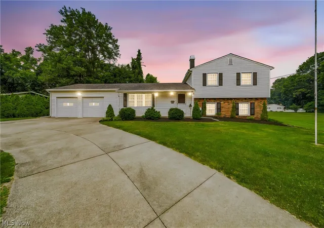 Photo 1 of Sale Pending at 20 Cortland Cir, Geneva, OH 44041 | MLS# 5226117 | Listing updated on 2026-09-03