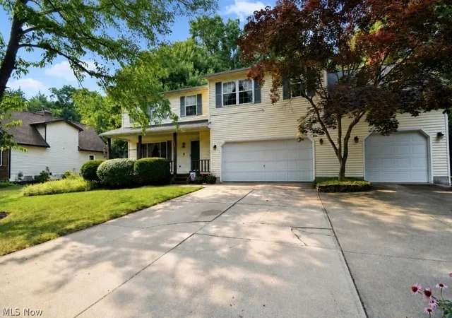 Photo 2 of Single family home for sale at 8252 Plains Rd, Mentor, OH 44060 | MLS# 5223932 | Listing updated on 2026-10-06