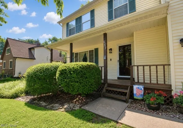 Photo 3 of Single family home for sale at 8252 Plains Rd, Mentor, OH 44060 | MLS# 5223932 | Listing updated on 2026-10-06