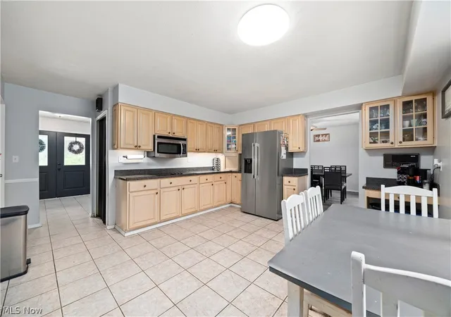 Photo 3 of Single family home for sale at 2124 Hinckley Hills Rd, Hinckley, OH 44233 | MLS# 5227864 | Listing updated on 2026-10-06