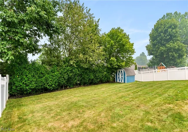 Photo 15 of Single family home for sale at 835 Johnny K Blvd, Hubbard, OH 44425 | MLS# 5228460 | Listing updated on 2026-09-28