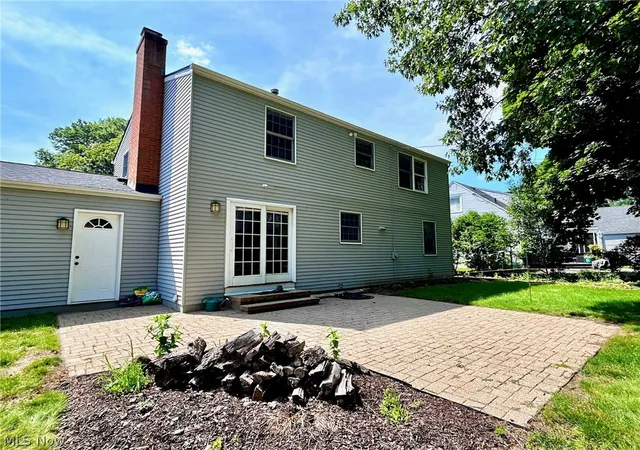 Photo 4 of Single family home for sale at 3083 Orchard Rd, Silver Lake, OH 44224 | MLS# 5227947 | Listing updated on 2026-09-11
