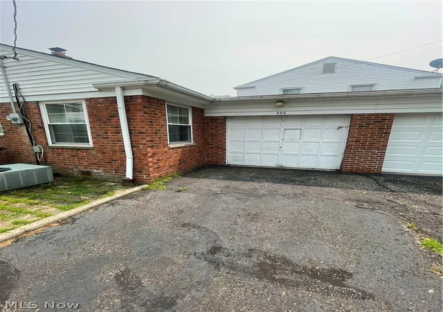 Photo 3 of Condo for sale at 280 Buckner Dr, Euclid, OH 44123 | MLS# 5228702 | Listing updated on 2026-09-14