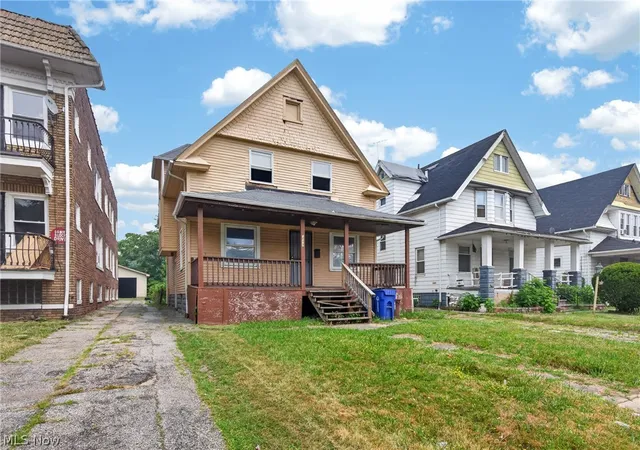 Photo 2 of Single family home for sale at 3527 E 140th Street, Cleveland, OH 44120 | MLS# 5228742 | Listing updated on 2026-09-04