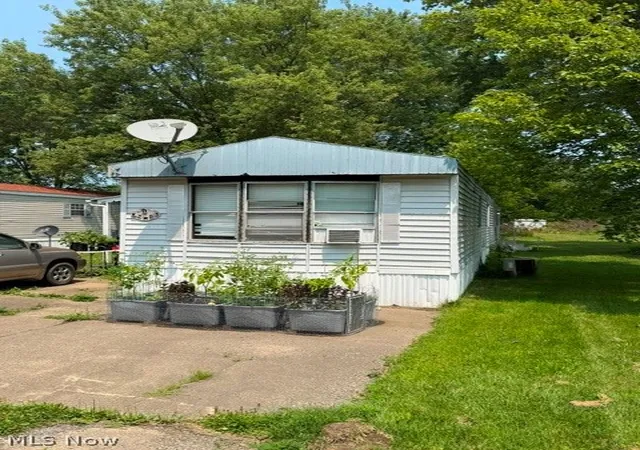Photo 1 of Single family home for sale at 0 Kings Dr Sw, Warren, OH 44481 | MLS# 5228706 | Listing updated on 2026-09-15