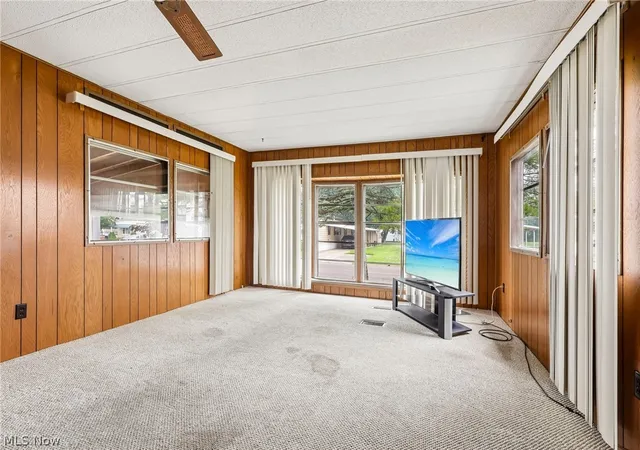 Photo 4 of Single family home for sale at 18592 Edwards Rd #220, Doylestown, OH 44230 | MLS# 5223693 | Listing updated on 2026-09-11