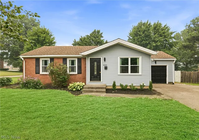 Photo 1 of Single family home for sale at 4340 Maureen Dr, Youngstown, OH 44511 | MLS# 5228818 | Listing updated on 2026-09-11