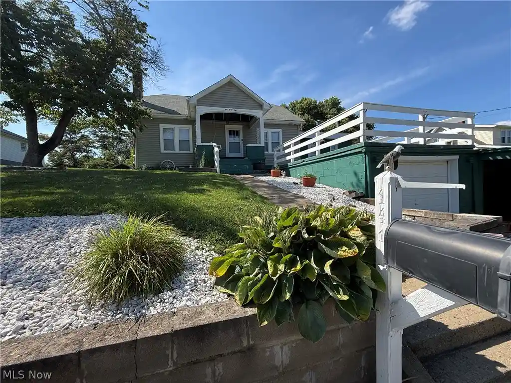 Photo 1 of Single family home for sale at 141 Warren Ln, Steubenville, OH 43953 | MLS# 5226691 | Listing updated on 2026-10-29