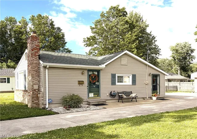 Photo 1 of Sale Pending at 1306 Prospect St, Elyria, OH 44035 | MLS# 5229117 | Listing updated on 2026-09-14