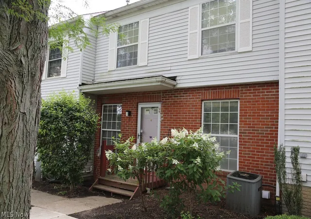 Condo for sale at 2786 Mull Ave #C, Copley, OH 44321 | MLS# 5228842