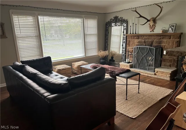 Photo 2 of Single family home for sale at 3282 Royalton Rd, North Royalton, OH 44133 | MLS# 5229340 | Listing updated on 2026-09-28