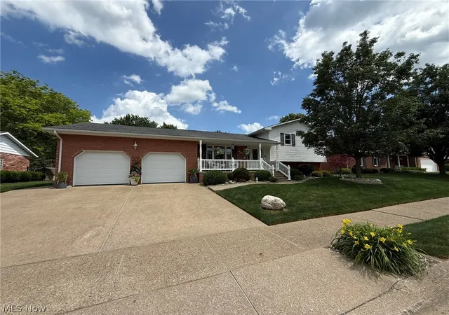 Photo 1 of Single family home for sale at 410 Stratton Ave Sw, New Philadelphia, OH 44663 | MLS# 5229496 | Listing updated on 2026-09-26