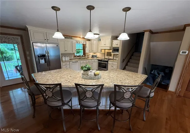 Photo 3 of Single family home for sale at 410 Stratton Ave Sw, New Philadelphia, OH 44663 | MLS# 5229496 | Listing updated on 2026-09-26