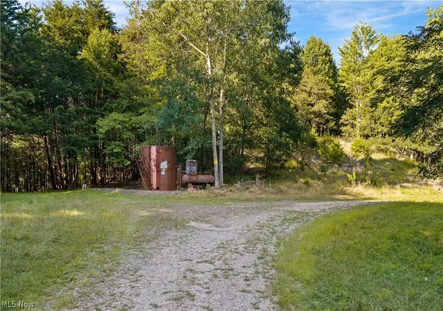 Photo 2 of Sale Pending at 8371 French Hl Rd Nw, Bolivar, OH 44612 | MLS# 5229619 | Listing updated on 2026-09-14