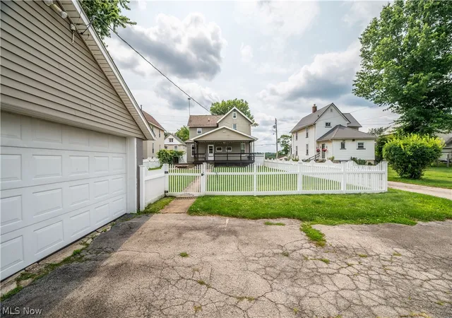 Photo 33 of Single family home for sale at 266 W Martin St, East Palestine, OH 44413 | MLS# 5229318 | Listing updated on 2026-09-03
