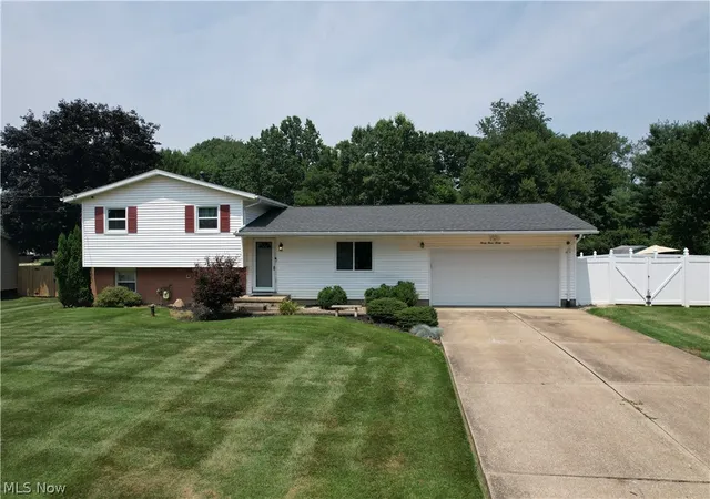 Photo 1 of Single family home for sale at 3337 Northern St Ne, Canton, OH 44721 | MLS# 5223695 | Listing updated on 2026-09-07