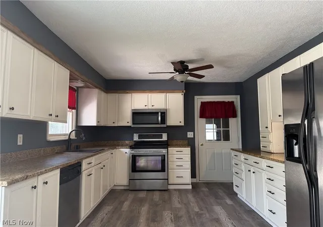 Photo 2 of Single family home for sale at 3337 Northern St Ne, Canton, OH 44721 | MLS# 5223695 | Listing updated on 2026-09-07