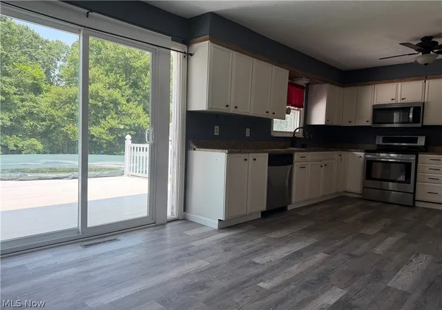 Photo 3 of Single family home for sale at 3337 Northern St Ne, Canton, OH 44721 | MLS# 5223695 | Listing updated on 2026-10-07