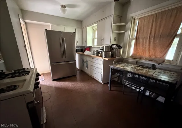 Photo 2 of Single family home for sale at 4106 E 150th Street, Cleveland, OH 44128 | MLS# 5229698 | Listing updated on 2026-09-08