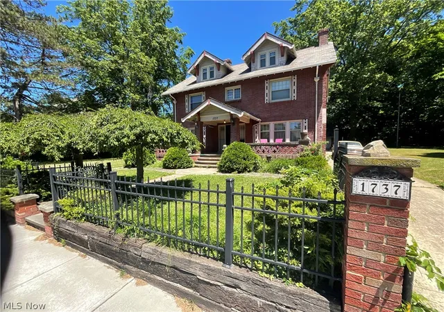 Photo 2 of Single family home for sale at 1737 Cumberland Rd, Cleveland, OH 44118 | MLS# 5229683 | Listing updated on 2026-09-08