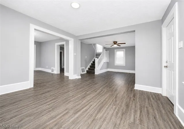 Photo 3 of Single family home for sale at 432 Fuller St, Akron, OH 44306 | MLS# 5229751 | Listing updated on 2026-09-01