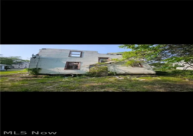 Photo 3 of House for sale at 13318 Hartford Rd, Cleveland, OH 44112 | MLS# 5229822 | Listing updated on 2026-09-03