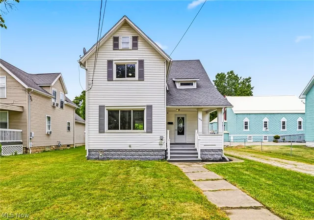 Photo 1 of Sale Pending at 1415 W 9th Street, Ashtabula, OH 44004 | MLS# 5229186 | Listing updated on 2026-09-02