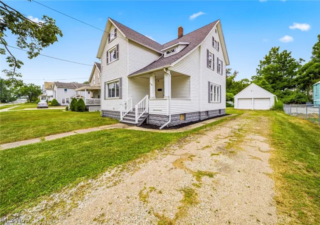 Photo 3 of Sale Pending at 1415 W 9th Street, Ashtabula, OH 44004 | MLS# 5229186 | Listing updated on 2026-09-02