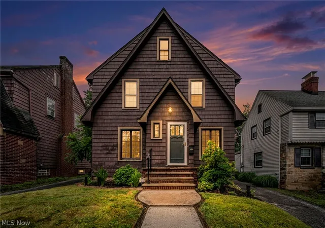 Photo 1 of Single family home for sale at 2390 Rinard Rd, Cleveland, OH 44118 | MLS# 5229856 | Listing updated on 2026-09-10