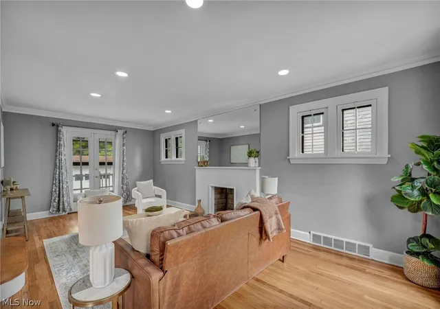 Photo 2 of Single family home for sale at 2390 Rinard Rd, Cleveland, OH 44118 | MLS# 5229856 | Listing updated on 2026-09-10
