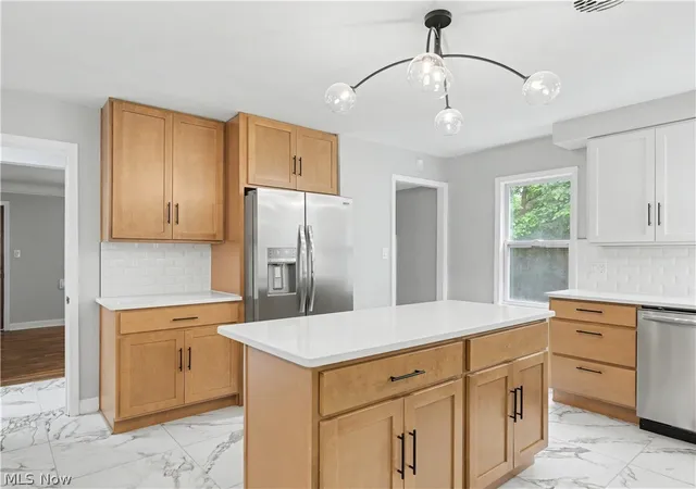 Photo 3 of Single family home for sale at 19808 Kings Hwy, Warrensville Heights, OH 44122 | MLS# 5229131 | Listing updated on 2026-09-11