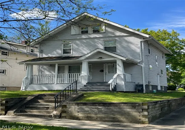 Single family home for sale at 985 Bloomfield Ave, Akron, OH 44302 | MLS# 5229633