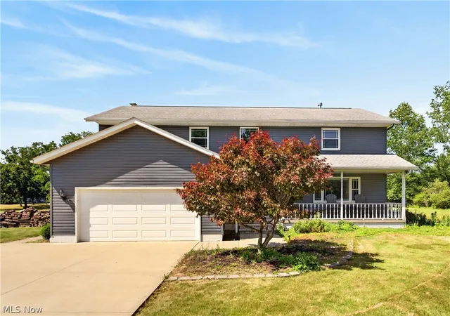 Photo 2 of Single family home for sale at 27328 Schady Rd, Olmsted Twp, OH 44138 | MLS# 5224995 | Listing updated on 2026-09-09