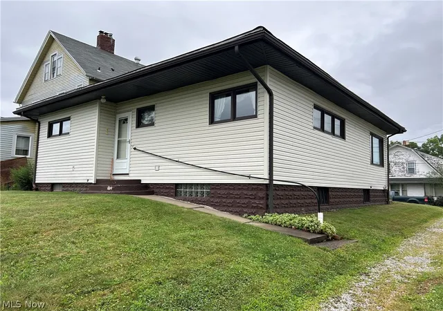Single family home for sale at 433 Park Ave, Cadiz, OH 43907 | MLS# 5229514 | Listing updated on 2026-09-14