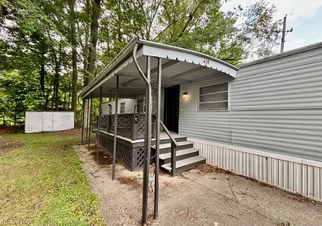 Photo 2 of Single family home for sale at 438 Westgate Dr NE, Warren, OH 44484 | MLS# 5229705 | Listing updated on 2026-10-07