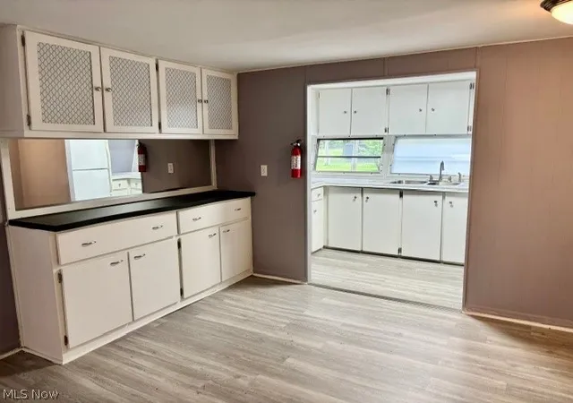 Photo 4 of Single family home for sale at 438 Westgate Dr NE, Warren, OH 44484 | MLS# 5229705 | Listing updated on 2026-10-07
