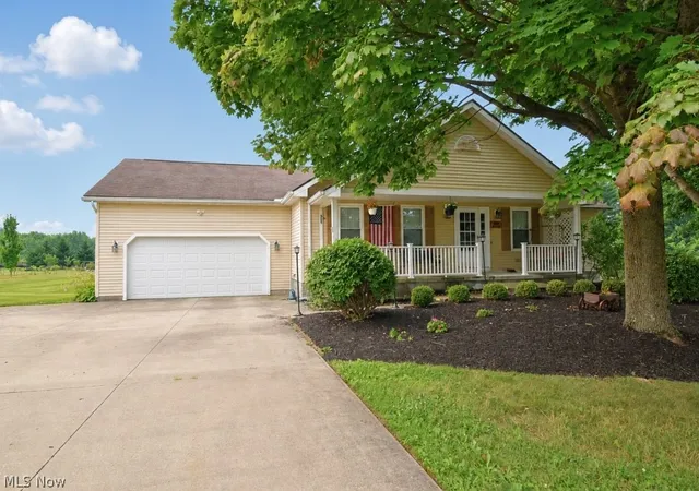 Photo 2 of Single family home for sale at 5566 River Rd, Madison, OH 44057 | MLS# 5227875 | Listing updated on 2026-09-06