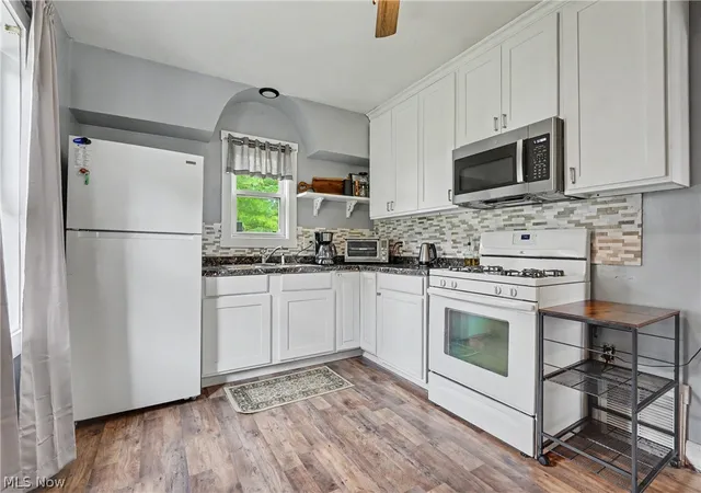 Photo 3 of Single family home for sale at 470 Secrist Ln, Girard, OH 44420 | MLS# 5227900 | Listing updated on 2026-09-26
