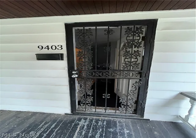 Photo 2 of Single family home for sale at 9403 Columbia Ave, Cleveland, OH 44108 | MLS# 5228396 | Listing updated on 2026-09-14