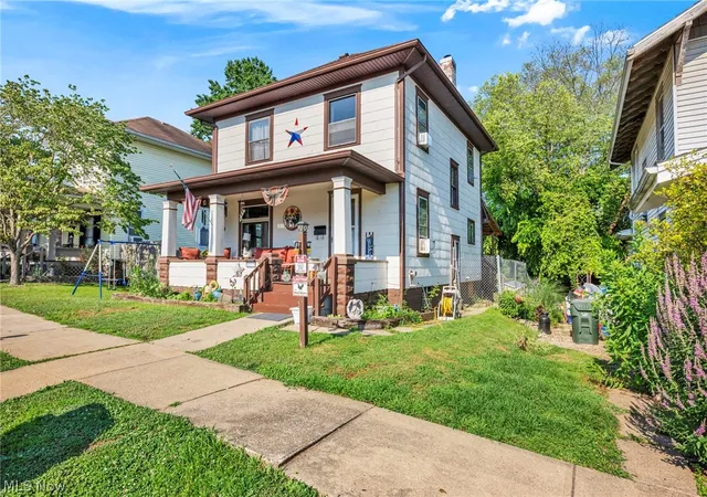 Photo 3 of Single family home for sale at 817 N 12th Street, Cambridge, OH 43725 | MLS# 5230222 | Listing updated on 2026-10-03