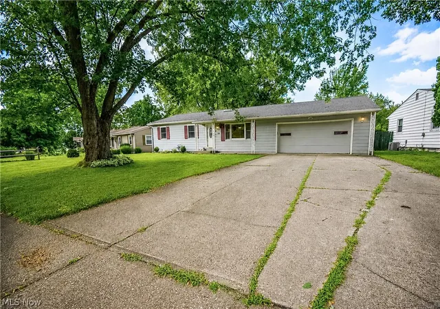 Photo 50 of Sale Pending at 40 Lasalle St, Medina, OH 44256 | MLS# 5229578 | Listing updated on 2026-09-14