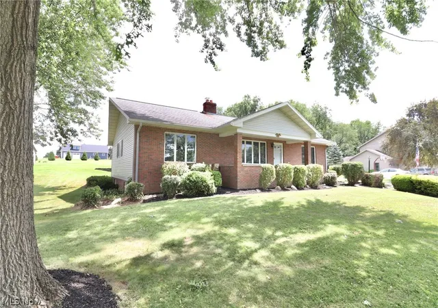 Photo 3 of Single family home for sale at 88 Hillside Dr, Dalton, OH 44618 | MLS# 5226718 | Listing updated on 2026-09-08