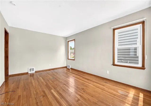 Photo 3 of Single family home for sale at 1308 Hillsdale Ave, Cleveland, OH 44134 | MLS# 5230097 | Listing updated on 2026-09-30