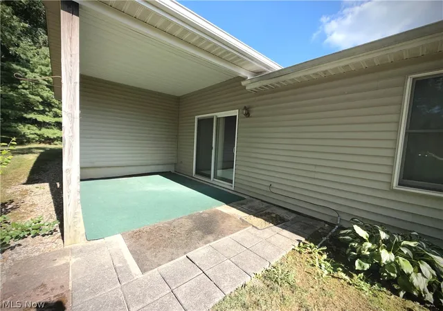 Listing Photo 5 - Condo for sale in building located at 523 Wilcox Rd, Austintown, OH 44515 - Unit #A