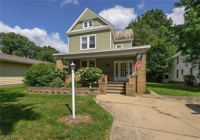 Photo 1 of Sale Pending at 473 N Broadway St, New Philadelphia, OH 44663 | MLS# 5230557 | Listing updated on 2026-09-28