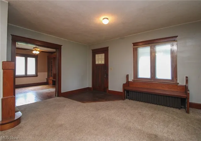 Photo 4 of Single family home for sale at 1719 Ohio Ave, Youngstown, OH 44504 | MLS# 5230690 | Listing updated on 2026-09-12
