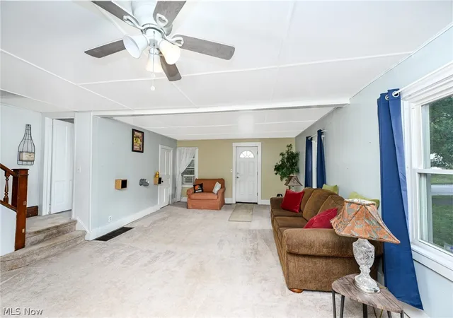 Photo 3 of Single family home for sale at 210 Pittsburgh St, Columbiana, OH 44408 | MLS# 5230846 | Listing updated on 2026-09-07