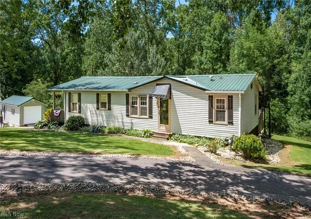 Single family home for sale at 64310 N 26th Road, Bethesda, OH 43719 | MLS# 5230324